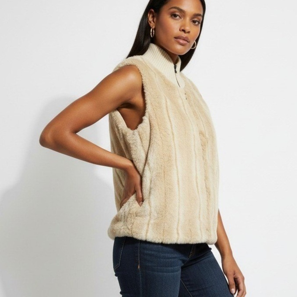 Jordan Faux Fur Zip‎ Front Vest Women's Large Beige with Cream Collar